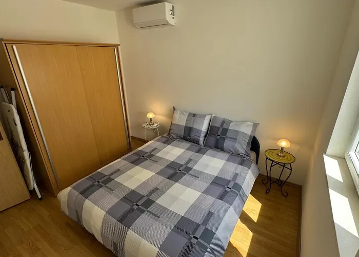 Bine Apartman Splitska