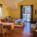 Apartment Bine