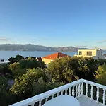 Apartment Bine *